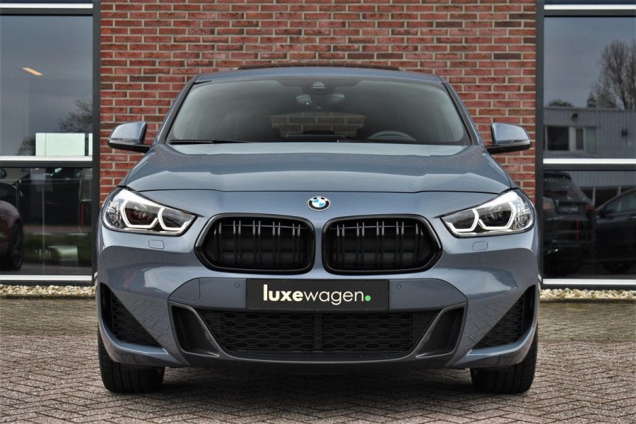 BMW X2 xDrive25e M-Sport Pano ACC HUD H/K El-zetels Camera