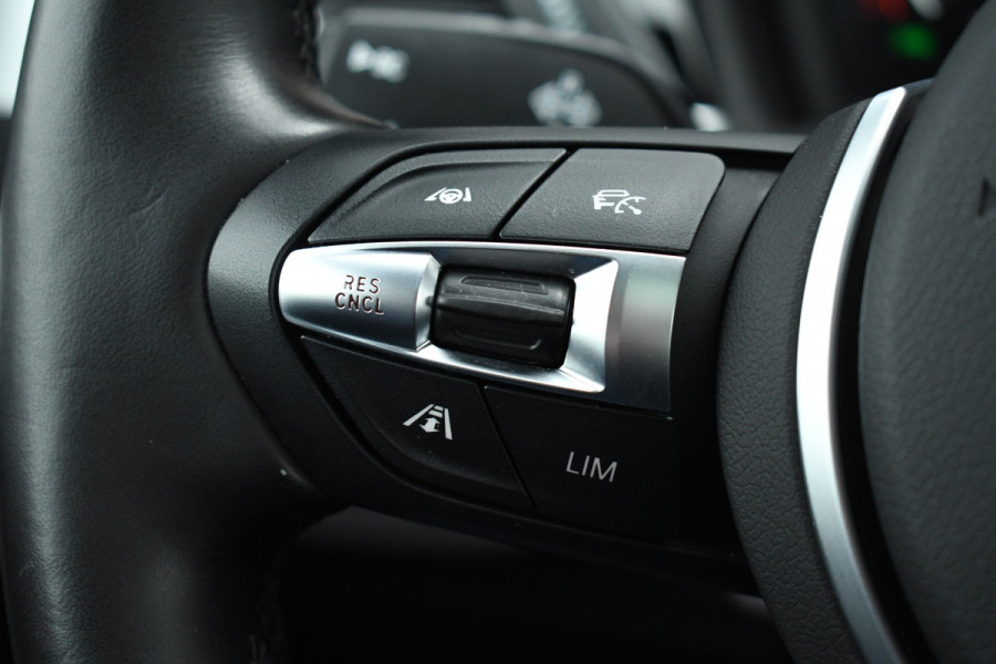 BMW X2 xDrive25e M-Sport Pano ACC HUD H/K El-zetels Camera