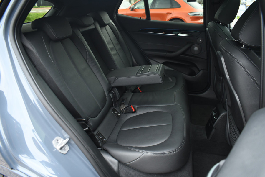 BMW X2 xDrive25e M-Sport Pano ACC HUD H/K El-zetels Camera
