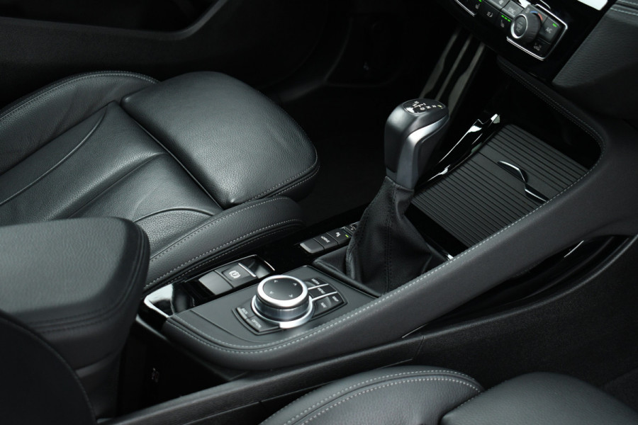 BMW X2 xDrive25e M-Sport Pano ACC HUD H/K El-zetels Camera