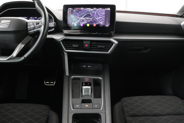 Seat Leon 1.5 eTSI FR Intense | Adaptive cruise | Carplay | Sportstoelen | Full LED | Navigatie | Climate control | Parkeerhulp | Dodehoek detectie