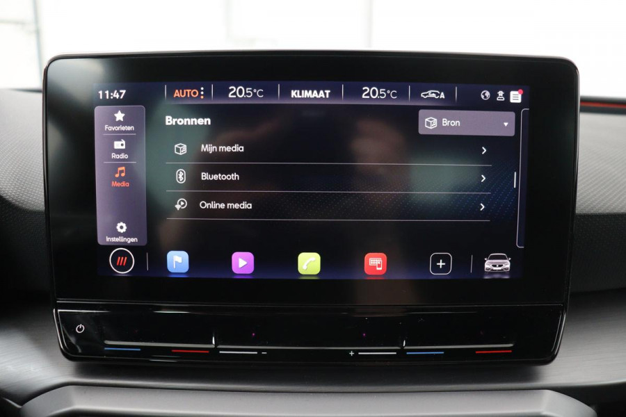 Seat Leon 1.5 eTSI FR Intense | Adaptive cruise | Carplay | Sportstoelen | Full LED | Navigatie | Climate control | Parkeerhulp | Dodehoek detectie
