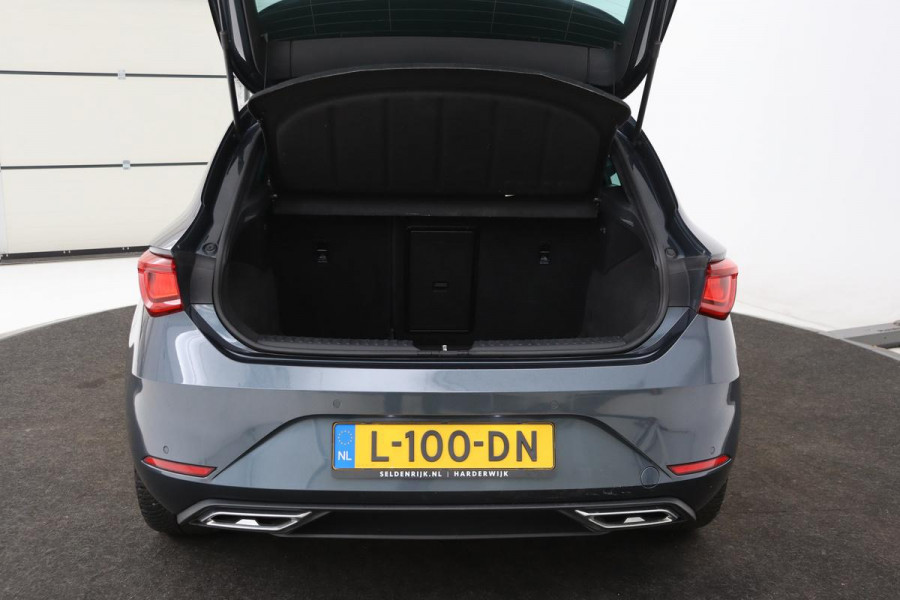 Seat Leon 1.5 eTSI FR Intense | Adaptive cruise | Carplay | Sportstoelen | Full LED | Navigatie | Climate control | Parkeerhulp | Dodehoek detectie