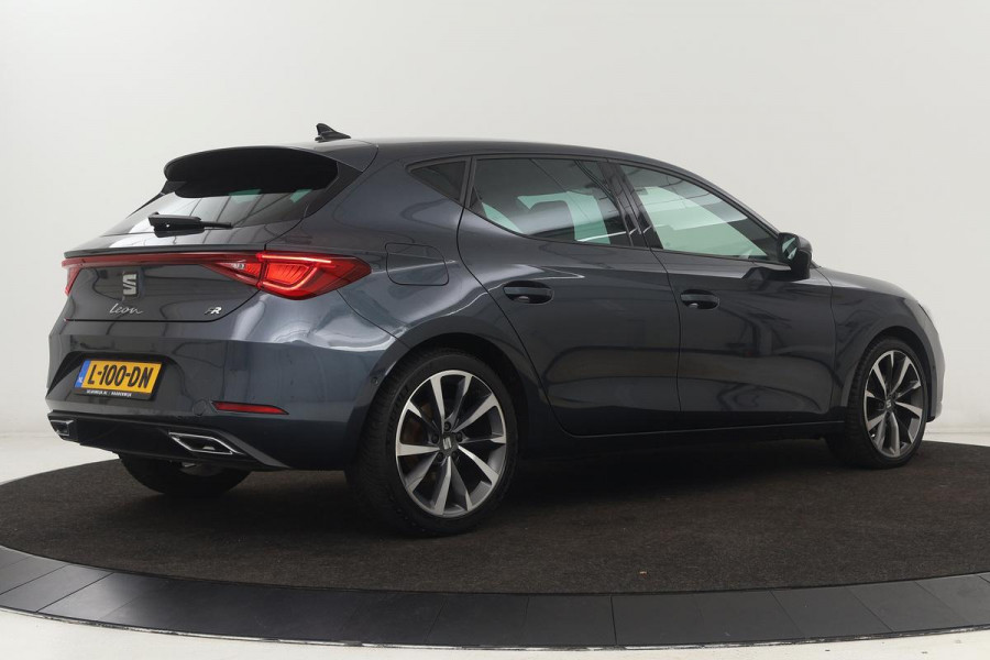 Seat Leon 1.5 eTSI FR Intense | Adaptive cruise | Carplay | Sportstoelen | Full LED | Navigatie | Climate control | Parkeerhulp | Dodehoek detectie