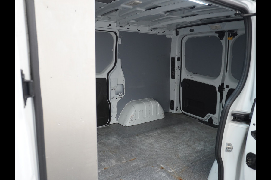 Renault Trafic 2.0DCI 120PK T29 L1H1 Comfort 3-Persoons Trekhaak 2X Schuifdeur Airco CruiseControl Bluetooth Wandbetimmering Vloerbekleding 1e Eigenaar EURO 6 CI