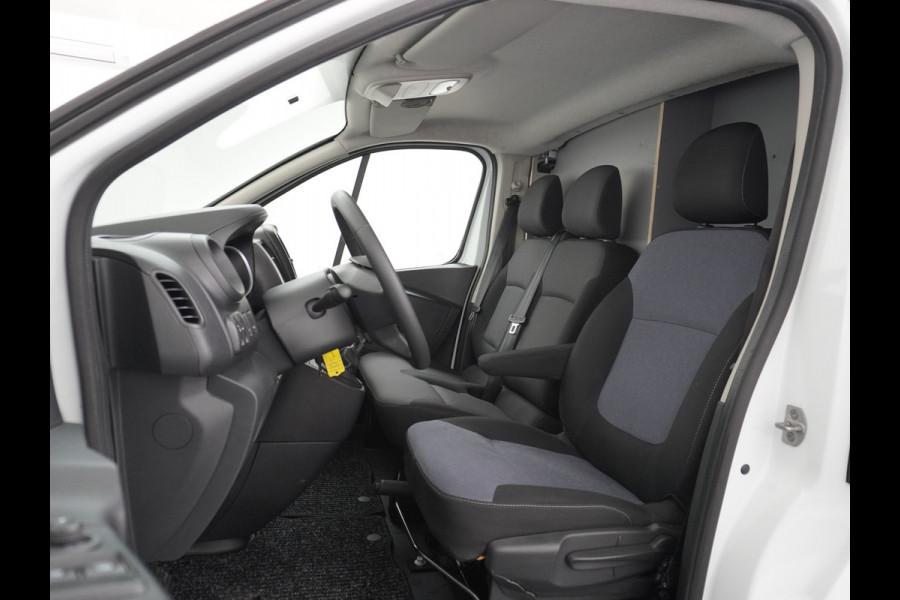 Renault Trafic 2.0DCI 120PK T29 L1H1 Comfort 3-Persoons Trekhaak 2X Schuifdeur Airco CruiseControl Bluetooth Wandbetimmering Vloerbekleding 1e Eigenaar EURO 6 CI