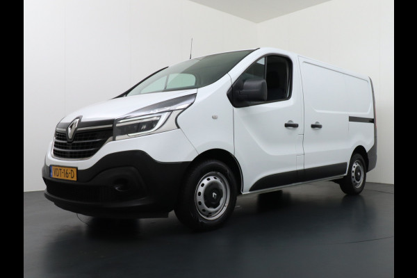 Renault Trafic 2.0DCI 120PK T29 L1H1 Comfort 3-Persoons Trekhaak 2X Schuifdeur Airco CruiseControl Bluetooth Wandbetimmering Vloerbekleding 1e Eigenaar EURO 6 CI