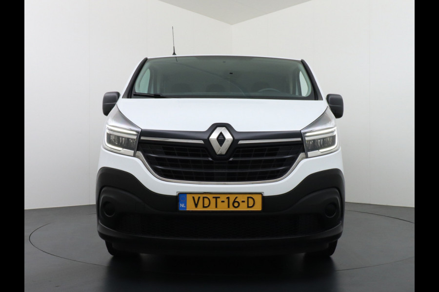 Renault Trafic 2.0DCI 120PK T29 L1H1 Comfort 3-Persoons Trekhaak 2X Schuifdeur Airco CruiseControl Bluetooth Wandbetimmering Vloerbekleding 1e Eigenaar EURO 6 CI