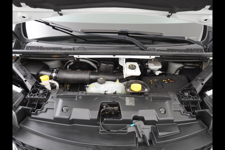 Renault Trafic 2.0DCI 120PK T29 L1H1 Comfort 3-Persoons Trekhaak 2X Schuifdeur Airco CruiseControl Bluetooth Wandbetimmering Vloerbekleding 1e Eigenaar EURO 6 CI