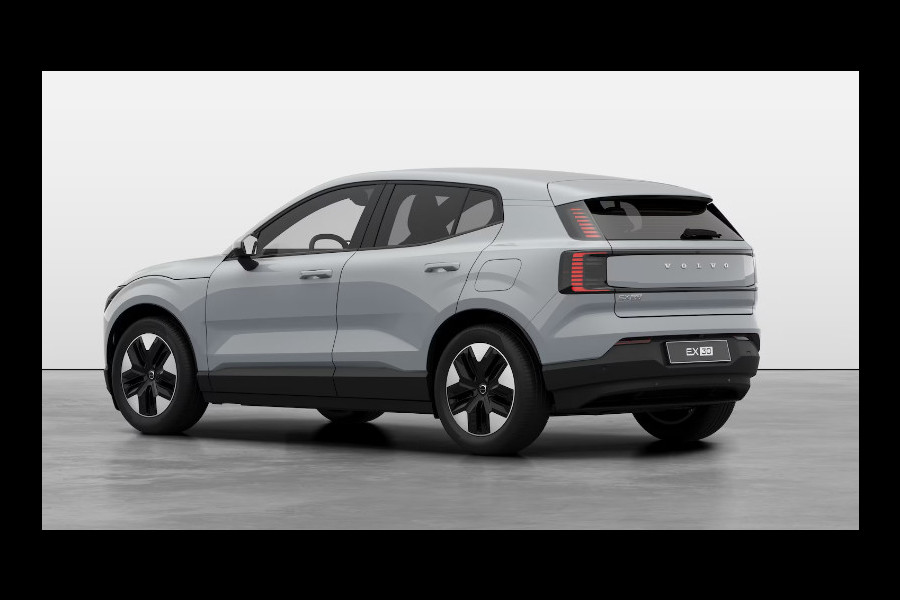 Volvo EX30 272PK Ext. Range Core / Nu van €45.045 Voor €38.045! / Adaptieve Cruise Control/ Dodehoek Detectie / Parkeersensoren/ Achteruitrijcamera/ Warmtepomp/ Google Services/