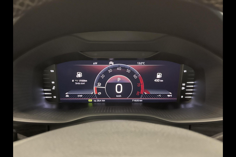 Škoda Kodiaq 1.5 TSI Business Edition 7p. Panoramadak Trekhaak Navigatie Carplay Adaptive Cruise Control Camera Parkeersensoren Blind Spot Assist Virtual Cockpit Stoelverwarming Climate Control
