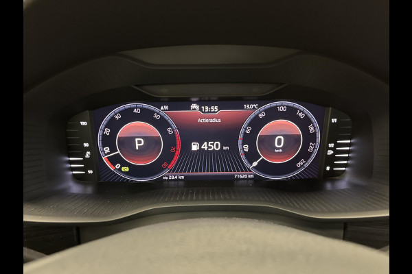 Škoda Kodiaq 1.5 TSI Business Edition 7p. Panoramadak Trekhaak Navigatie Carplay Adaptive Cruise Control Camera Parkeersensoren Blind Spot Assist Virtual Cockpit Stoelverwarming Climate Control