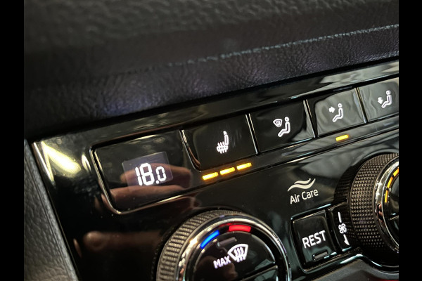 Škoda Kodiaq 1.5 TSI Business Edition 7p. Panoramadak Trekhaak Navigatie Carplay Adaptive Cruise Control Camera Parkeersensoren Blind Spot Assist Virtual Cockpit Stoelverwarming Climate Control