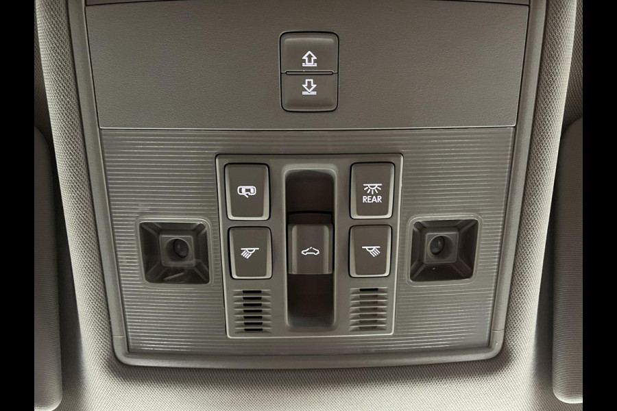 Škoda Kodiaq 1.5 TSI Business Edition 7p. Panoramadak Trekhaak Navigatie Carplay Adaptive Cruise Control Camera Parkeersensoren Blind Spot Assist Virtual Cockpit Stoelverwarming Climate Control