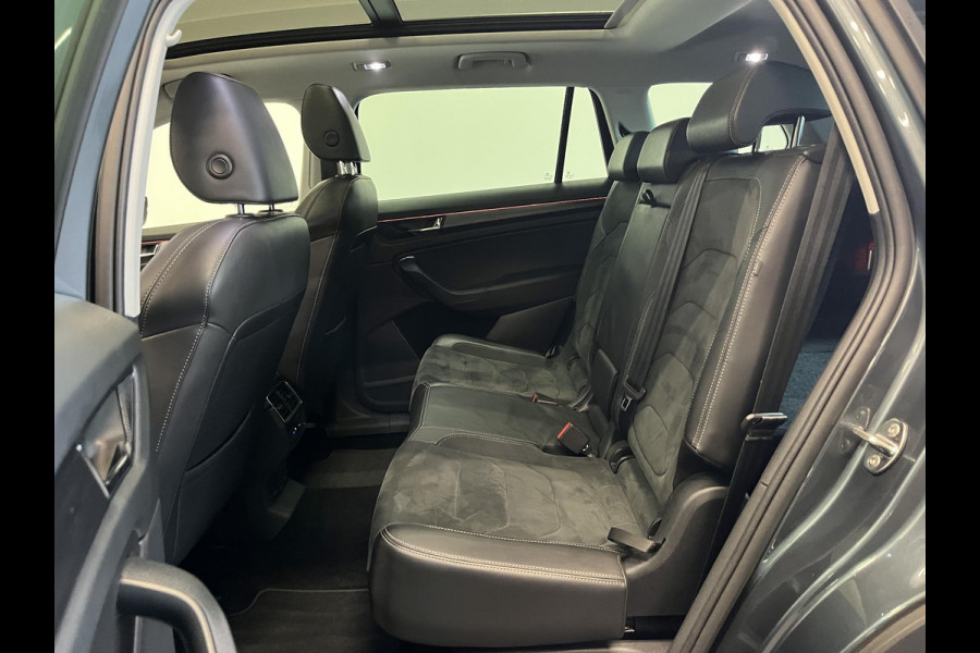 Škoda Kodiaq 1.5 TSI Business Edition 7p. Panoramadak Trekhaak Navigatie Carplay Adaptive Cruise Control Camera Parkeersensoren Blind Spot Assist Virtual Cockpit Stoelverwarming Climate Control