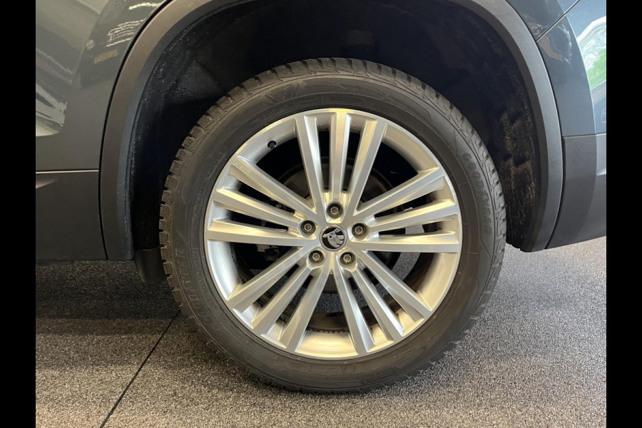 Škoda Kodiaq 1.5 TSI Business Edition 7p. Panoramadak Trekhaak Navigatie Carplay Adaptive Cruise Control Camera Parkeersensoren Blind Spot Assist Virtual Cockpit Stoelverwarming Climate Control