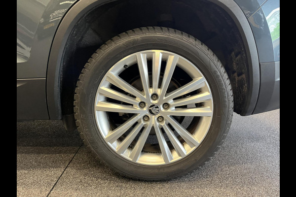 Škoda Kodiaq 1.5 TSI Business Edition 7p. Panoramadak Trekhaak Navigatie Carplay Adaptive Cruise Control Camera Parkeersensoren Blind Spot Assist Virtual Cockpit Stoelverwarming Climate Control