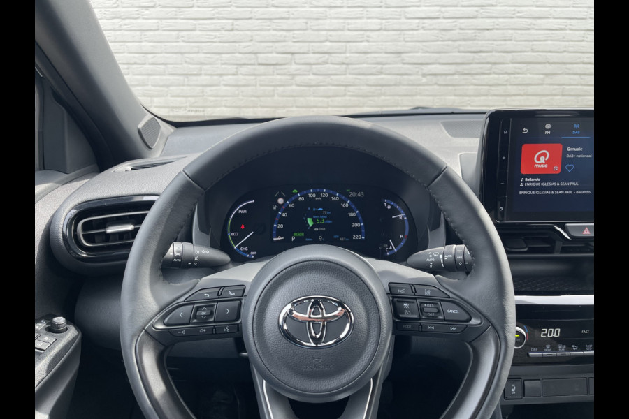 Toyota Yaris Cross 1.5 Hybrid Team D | CarPlay | Camera | ACC | LED | DAB+ | Keyless