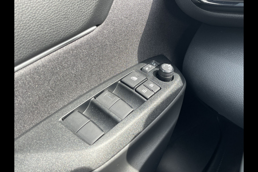 Toyota Yaris Cross 1.5 Hybrid Team D | CarPlay | Camera | ACC | LED | DAB+ | Keyless