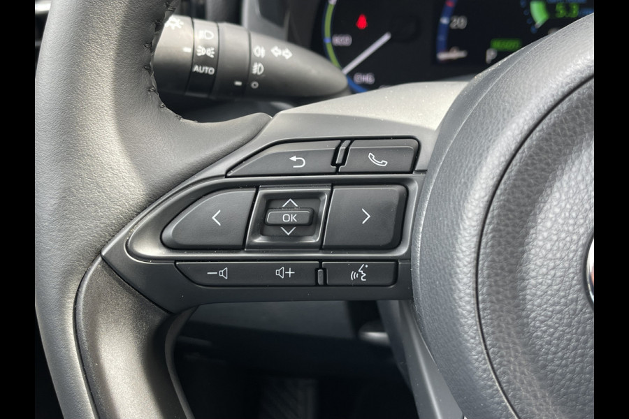 Toyota Yaris Cross 1.5 Hybrid Team D | CarPlay | Camera | ACC | LED | DAB+ | Keyless