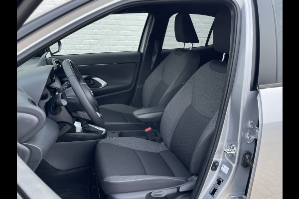 Toyota Yaris Cross 1.5 Hybrid Team D | CarPlay | Camera | ACC | LED | DAB+ | Keyless