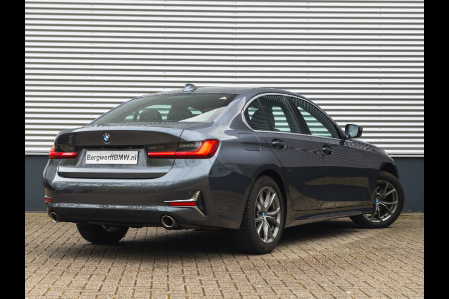 BMW 3-serie 320i Luxury Line - High Executive - Sportstoelen - Stoelverwarming