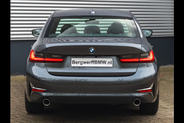 BMW 3-serie 320i Luxury Line - High Executive - Sportstoelen - Stoelverwarming