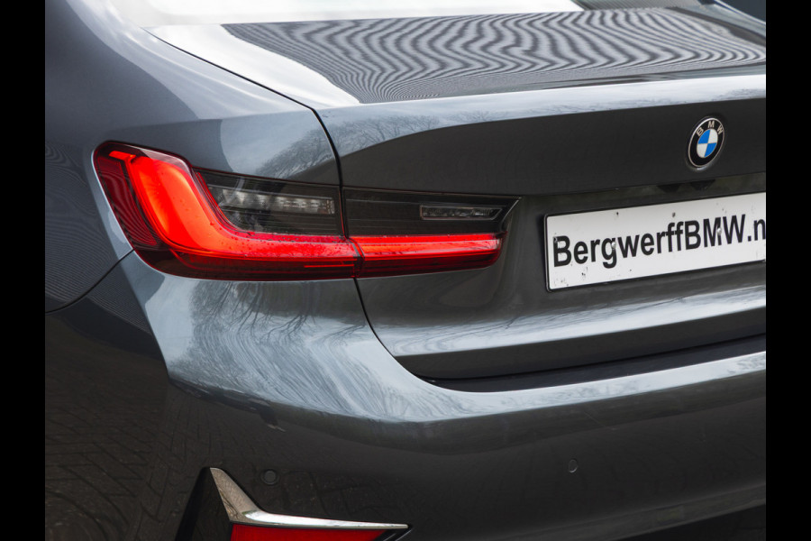 BMW 3-serie 320i Luxury Line - High Executive - Sportstoelen - Stoelverwarming