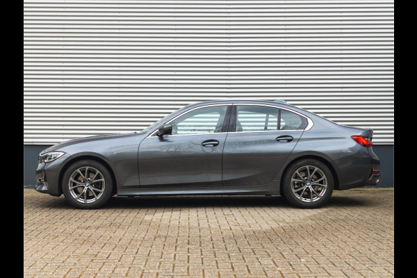 BMW 3-serie 320i Luxury Line - High Executive - Sportstoelen - Stoelverwarming