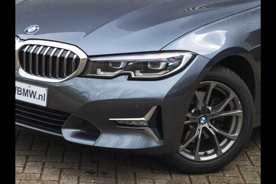 BMW 3-serie 320i Luxury Line - High Executive - Sportstoelen - Stoelverwarming