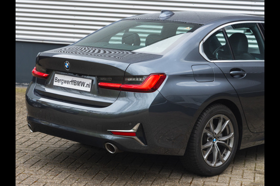 BMW 3-serie 320i Luxury Line - High Executive - Sportstoelen - Stoelverwarming