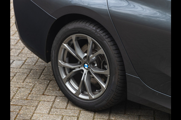 BMW 3-serie 320i Luxury Line - High Executive - Sportstoelen - Stoelverwarming
