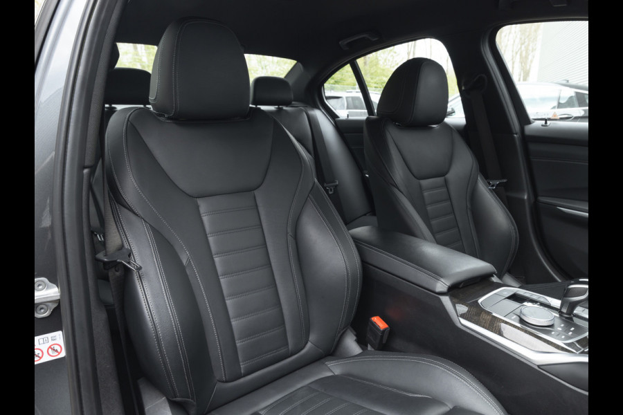 BMW 3-serie 320i Luxury Line - High Executive - Sportstoelen - Stoelverwarming