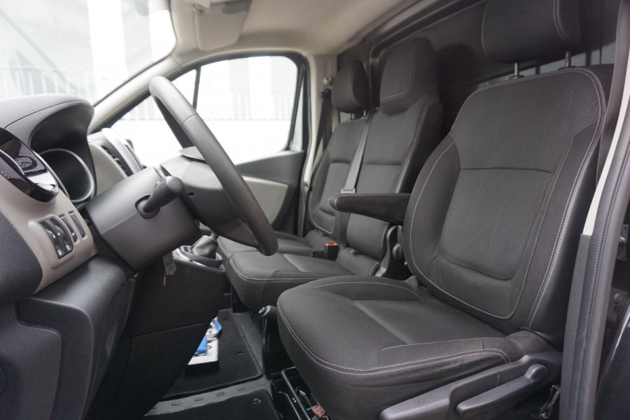 Renault Trafic 1.6 dCi 120PK T27 L1H1 Luxe/Metallic/3 Zits/ Trekhaak/Nette Bus.