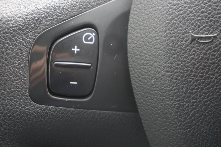 Renault Trafic 1.6 dCi 120PK T27 L1H1 Luxe/Metallic/3 Zits/ Trekhaak/Nette Bus.