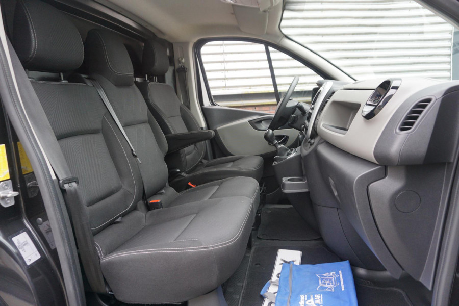 Renault Trafic 1.6 dCi 120PK T27 L1H1 Luxe/Metallic/3 Zits/ Trekhaak/Nette Bus.