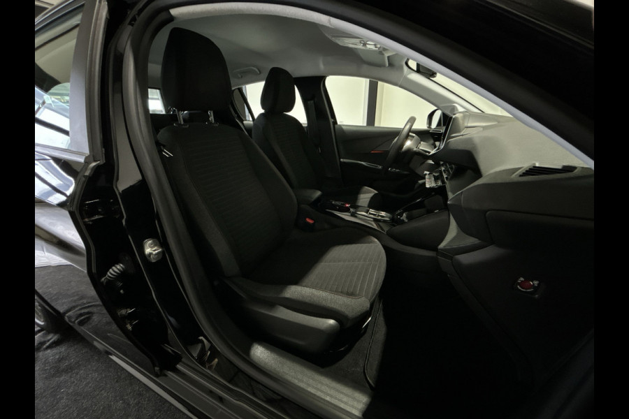 Peugeot e-208 EV Active Pack 50 kWh Cruise control | LED | Rijbaansensoren | SoH (batterijcheck) 100% score!