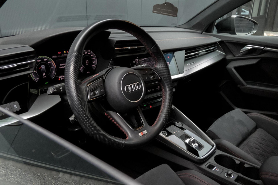 Audi A3 Sportback 40 TFSI e Advanced edition | S-LINE | RS SPORTSTOELEN | S3 DIFFUSER | ADAPTIVE CRUISE CONTROL
