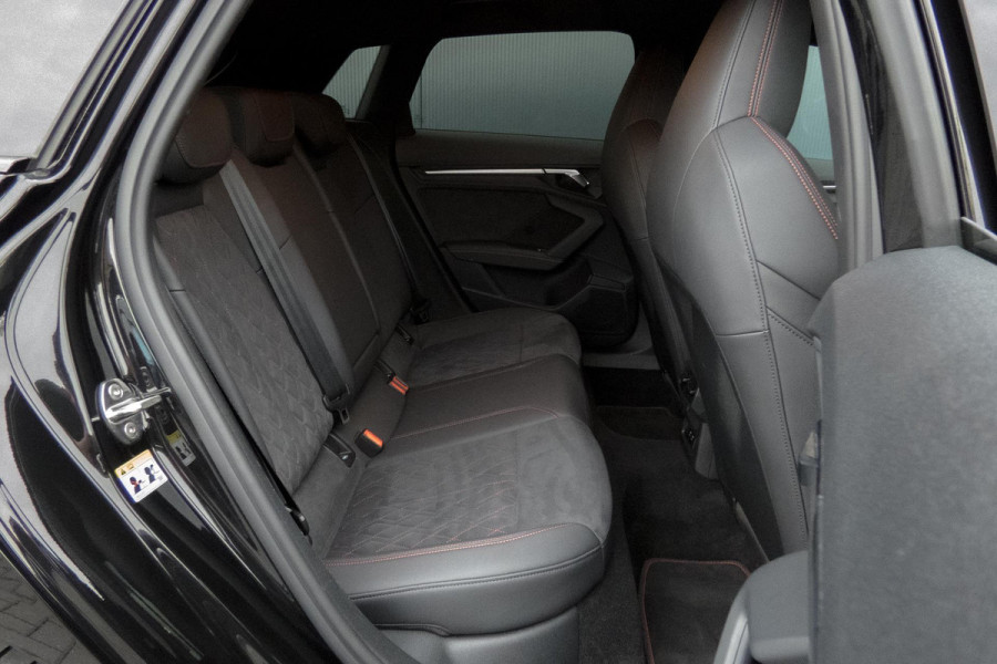 Audi A3 Sportback 40 TFSI e Advanced edition | S-LINE | RS SPORTSTOELEN | S3 DIFFUSER | ADAPTIVE CRUISE CONTROL