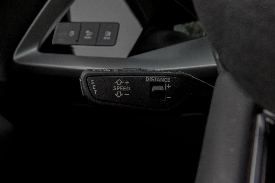 Audi A3 Sportback 40 TFSI e Advanced edition | S-LINE | RS SPORTSTOELEN | S3 DIFFUSER | ADAPTIVE CRUISE CONTROL