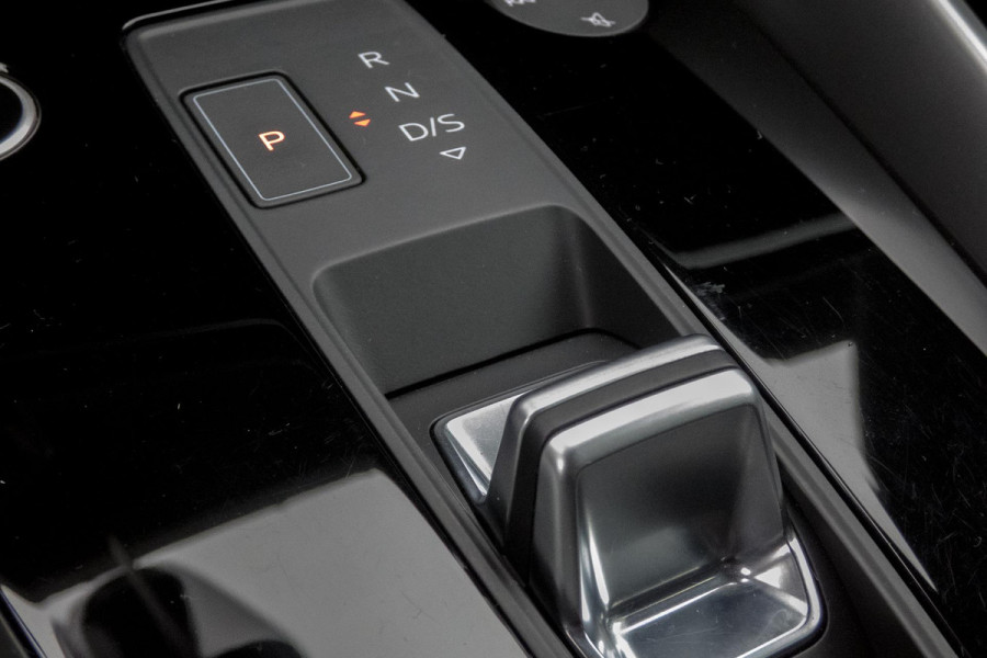 Audi A3 Sportback 40 TFSI e Advanced edition | S-LINE | RS SPORTSTOELEN | S3 DIFFUSER | ADAPTIVE CRUISE CONTROL