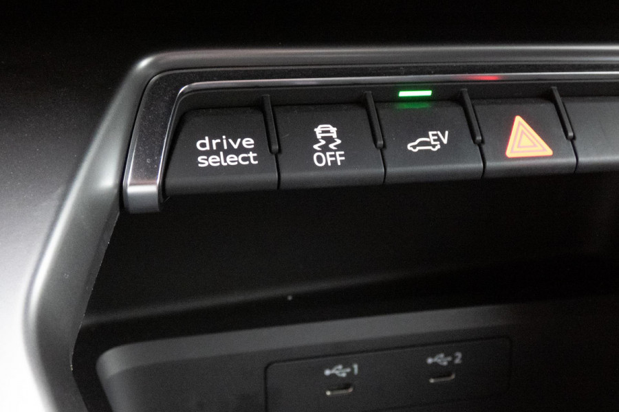 Audi A3 Sportback 40 TFSI e Advanced edition | S-LINE | RS SPORTSTOELEN | S3 DIFFUSER | ADAPTIVE CRUISE CONTROL