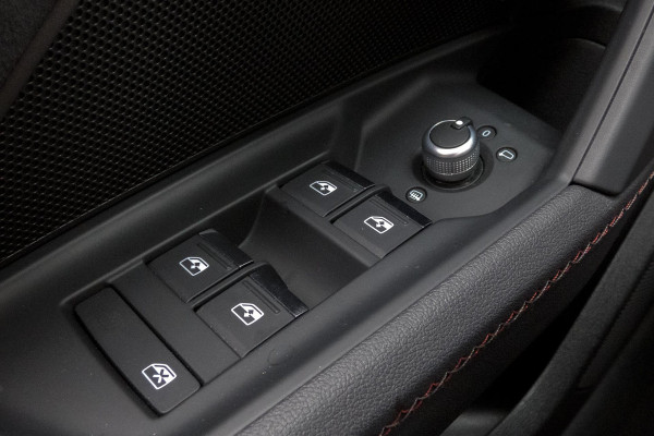 Audi A3 Sportback 40 TFSI e Advanced edition | S-LINE | RS SPORTSTOELEN | S3 DIFFUSER | ADAPTIVE CRUISE CONTROL