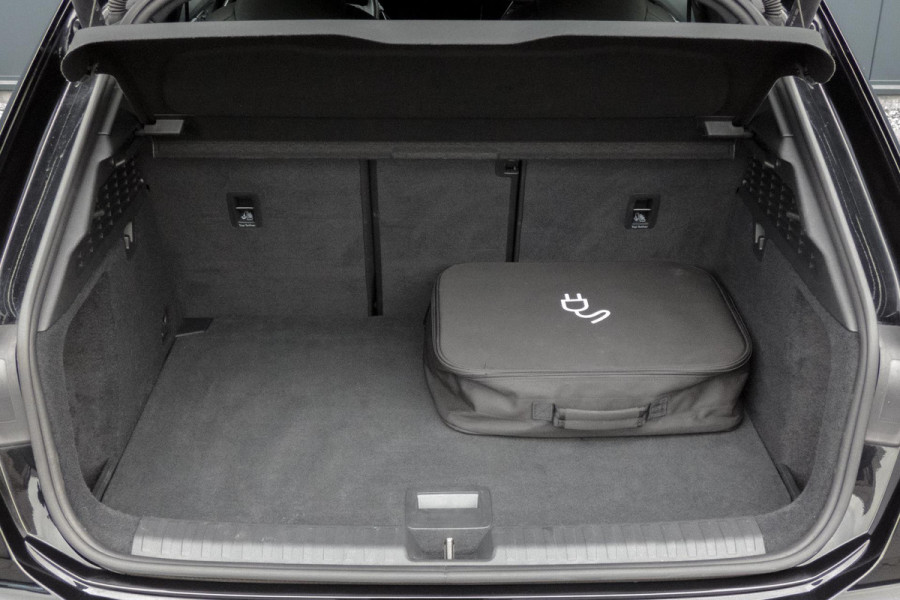 Audi A3 Sportback 40 TFSI e Advanced edition | S-LINE | RS SPORTSTOELEN | S3 DIFFUSER | ADAPTIVE CRUISE CONTROL