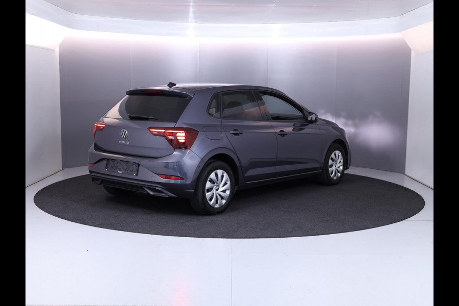 Volkswagen Polo 1.0 TSI Life 95 pk Automaat (DSG) | Private lease vanaf € 468,- pm | Navigatie via App | Autom. airco | Parkeersensoren (Park assist) | Adaptieve cruise control | Stoelverwarming | Volledig digitaal instrumentenpaneel |