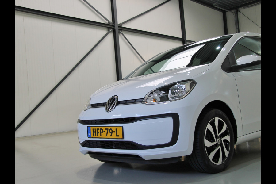 Volkswagen up! 1.0 Active 5drs. Clima | Apps