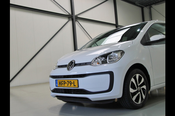 Volkswagen up! 1.0 Active 5drs. Clima | Apps