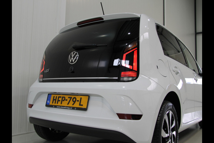 Volkswagen up! 1.0 Active 5drs. Clima | Apps