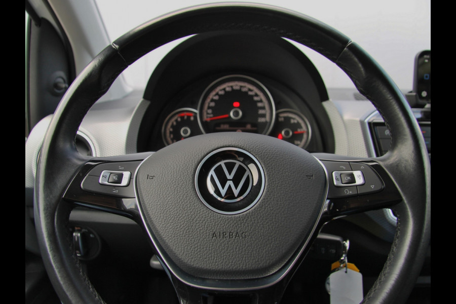 Volkswagen up! 1.0 Active 5drs. Clima | Apps