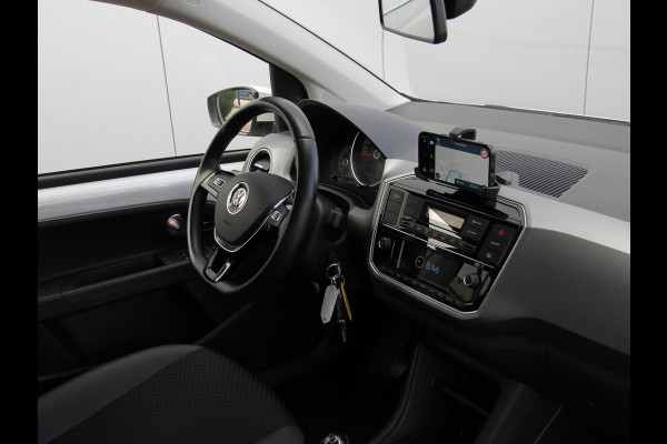 Volkswagen up! 1.0 Active 5drs. Clima | Apps
